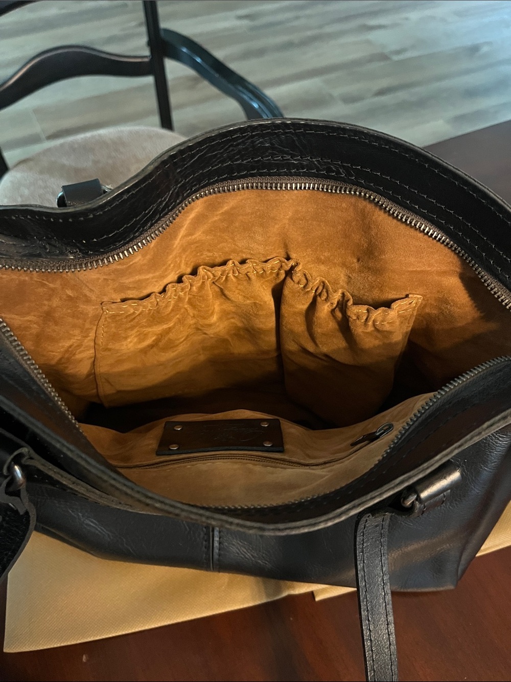 Patricia Nash Poppy Tote Black Leather Bag - Picture 5 of 10
